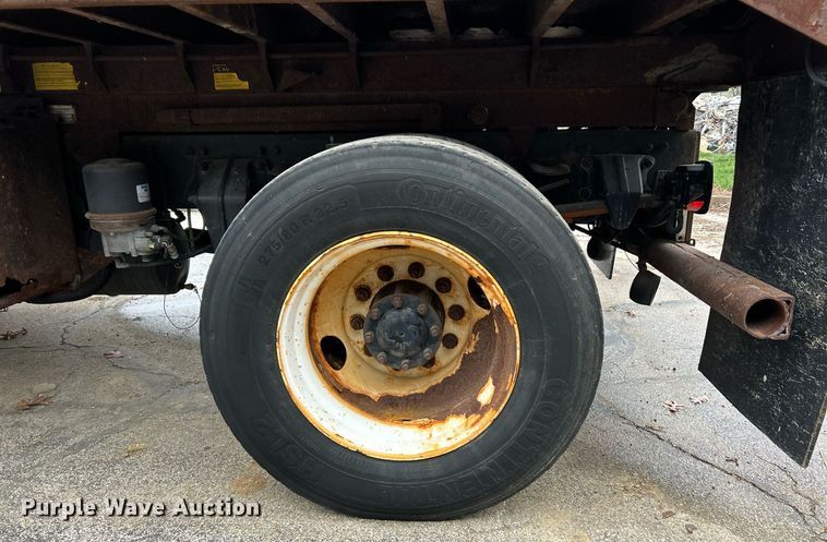 image for item NJ9589 2009 Freightliner Business Class M2  dump truck