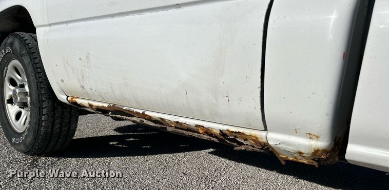 image for item NJ9595 2005 Chevrolet Silverado 1500 pickup truck