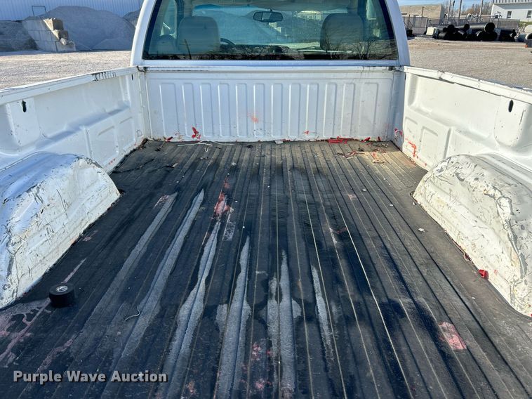 image for item NJ9595 2005 Chevrolet Silverado 1500 pickup truck