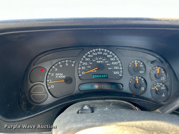 image for item NJ9595 2005 Chevrolet Silverado 1500 pickup truck