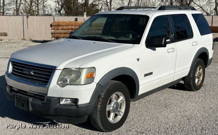 image for item NJ9596 2007 Ford Explorer XLT SUV