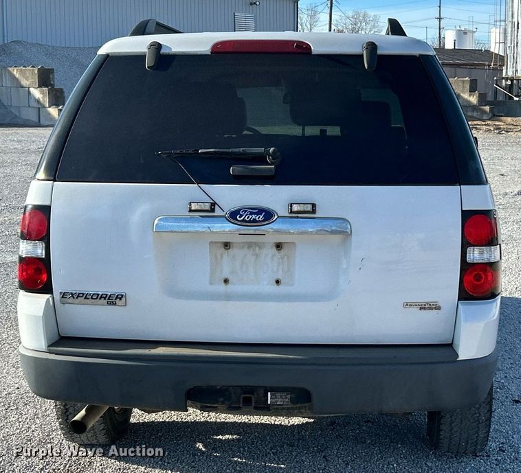 image for item NJ9596 2007 Ford Explorer XLT SUV