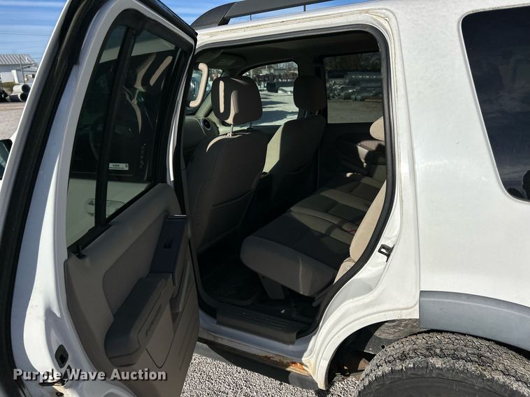 image for item NJ9596 2007 Ford Explorer XLT SUV