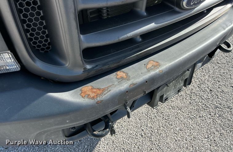 image for item NJ9597 2004 Ford F550 Super Duty XL bucket truck