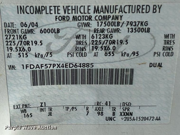 image for item NJ9597 2004 Ford F550 Super Duty XL bucket truck