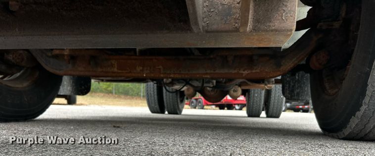 image for item NJ9609 1998 International 4700 dump truck