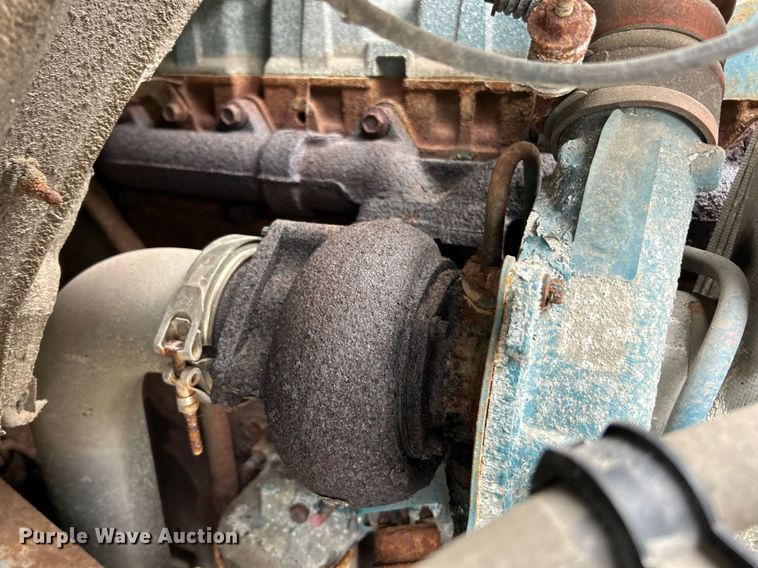 image for item NJ9609 1998 International 4700 dump truck