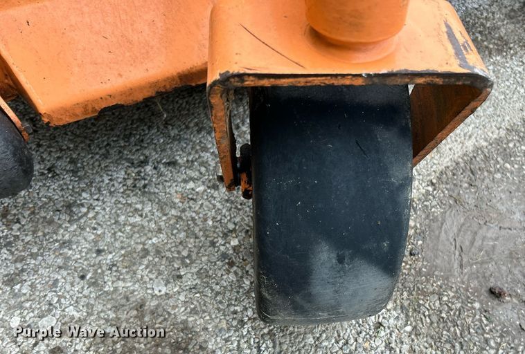 image for item NJ9611 Scag Tiger Cat ZTR lawn mower