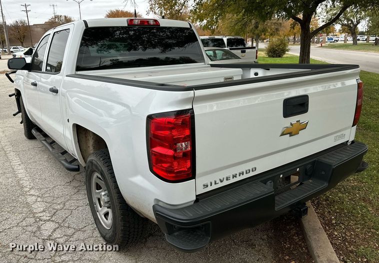 image for item NQ9103 2018 Chevrolet Silverado 1500 Crew Cab pickup truck