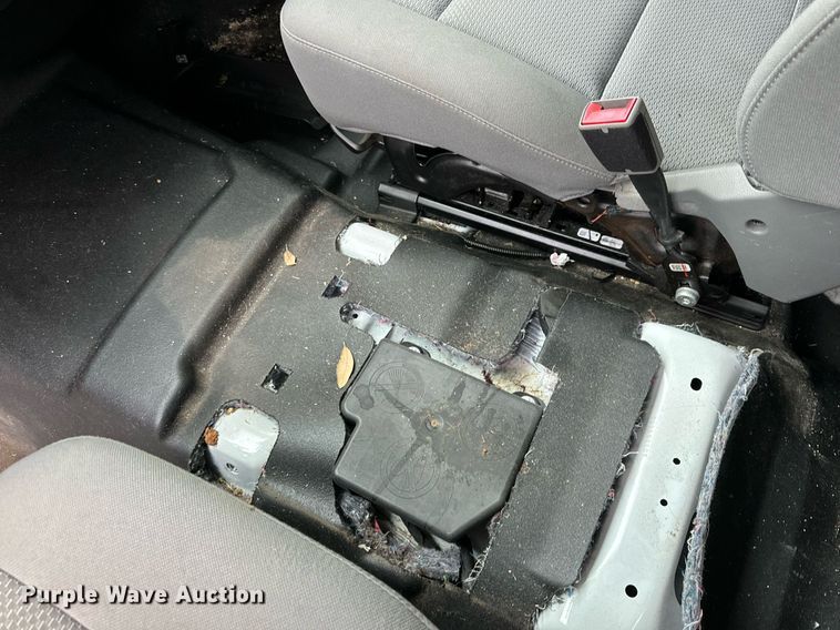 image for item NQ9103 2018 Chevrolet Silverado 1500 Crew Cab pickup truck