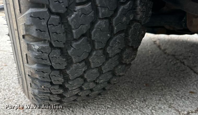 image for item NQ9103 2018 Chevrolet Silverado 1500 Crew Cab pickup truck