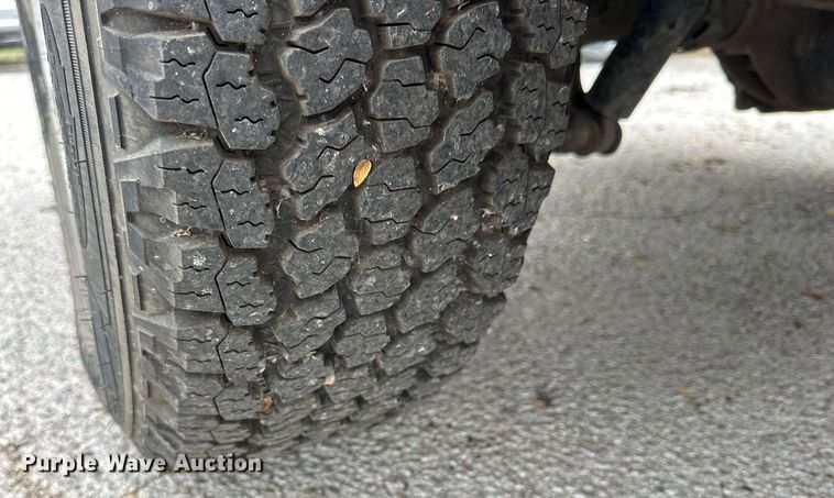 image for item NQ9106 2011 Chevrolet Silverado 1500 Crew Cab pickup truck