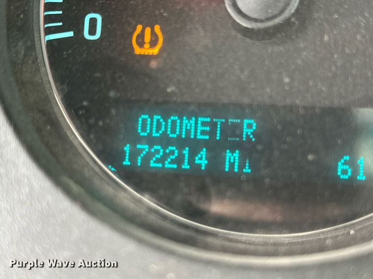 image for item NQ9111 2011 Chevrolet Tahoe Police  SUV