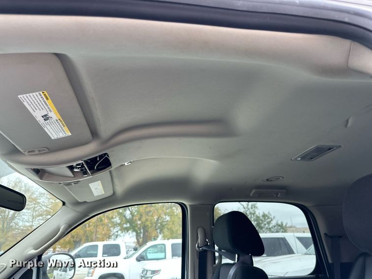 image for item NQ9111 2011 Chevrolet Tahoe Police  SUV