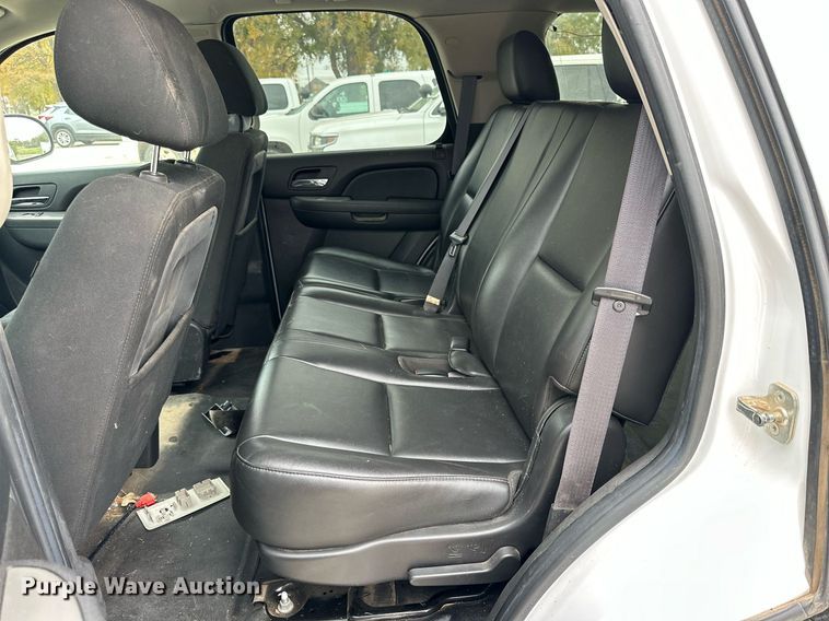 image for item NQ9111 2011 Chevrolet Tahoe Police  SUV