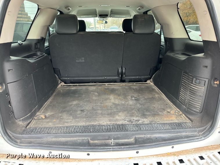 image for item NQ9111 2011 Chevrolet Tahoe Police  SUV