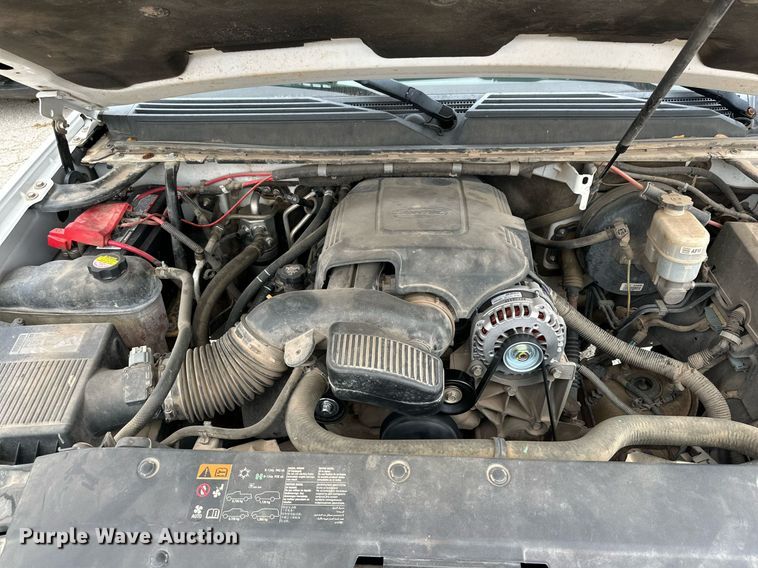 image for item NQ9111 2011 Chevrolet Tahoe Police  SUV