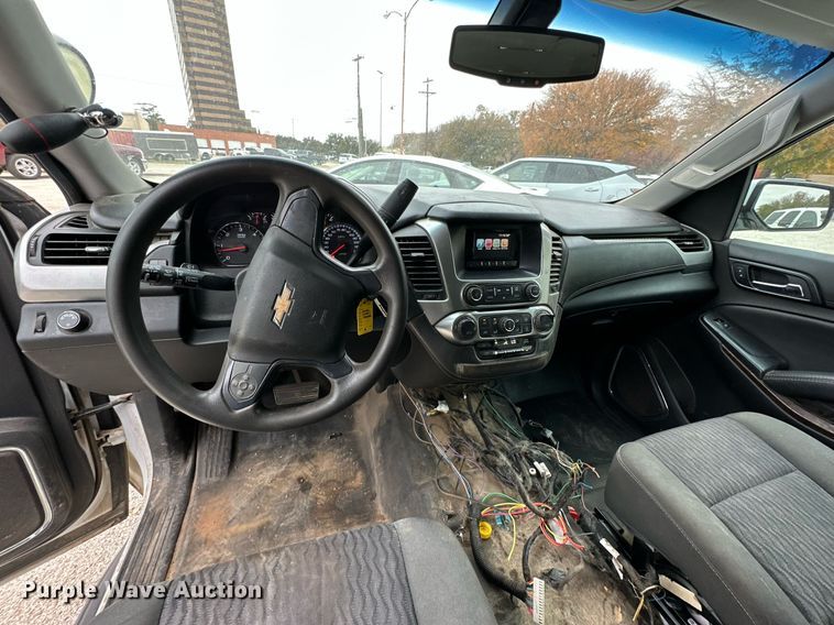 image for item NQ9113 2016 Chevrolet Tahoe Police  SUV