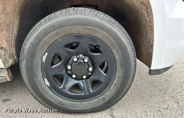 image for item NQ9113 2016 Chevrolet Tahoe Police  SUV