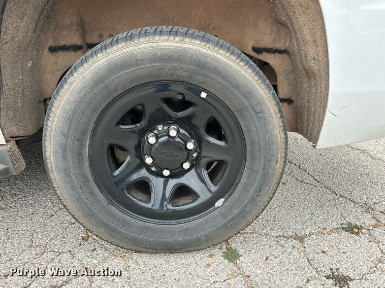 image for item NQ9113 2016 Chevrolet Tahoe Police  SUV