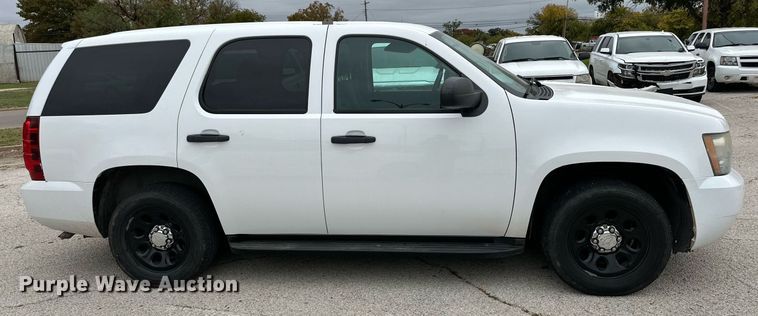 image for item NQ9114 2013 Chevrolet Tahoe Police  SUV