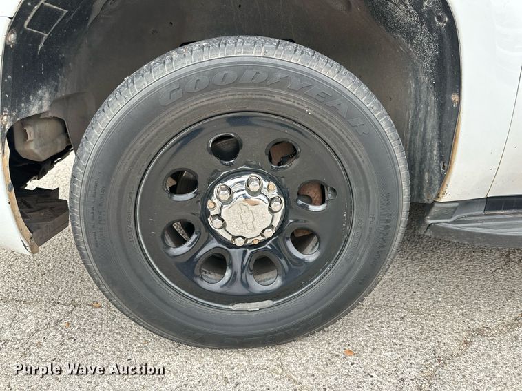 image for item NQ9114 2013 Chevrolet Tahoe Police  SUV