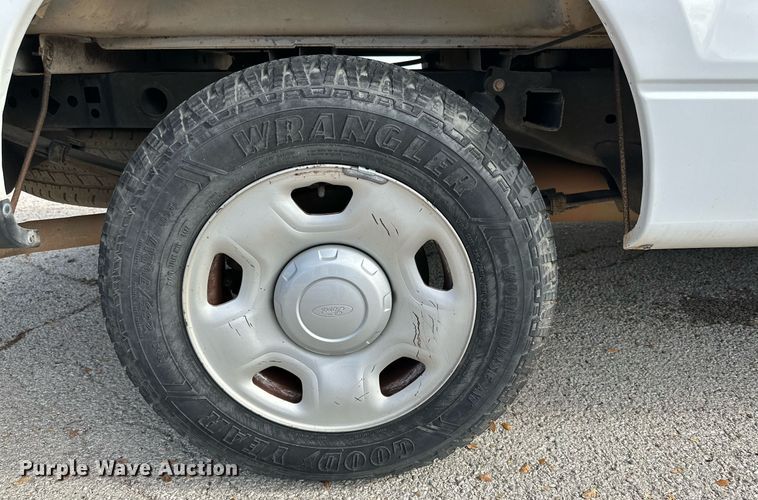 image for item NQ9117 2008 Ford F150 pickup truck