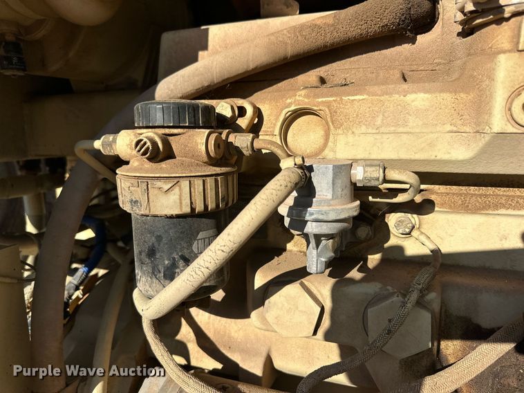 image for item NQ9122 1999 Ingersoll Rand PT-125R pneumatic roller