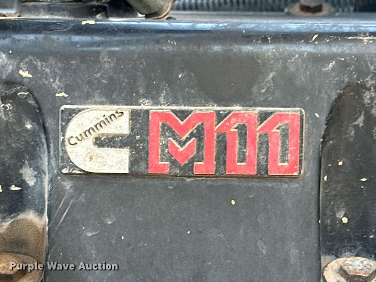 image for item NQ9124 1994 Ford L9000 semi truck