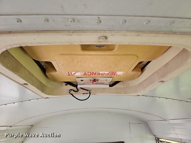 image for item NX9095 2000 Freightliner  school bus