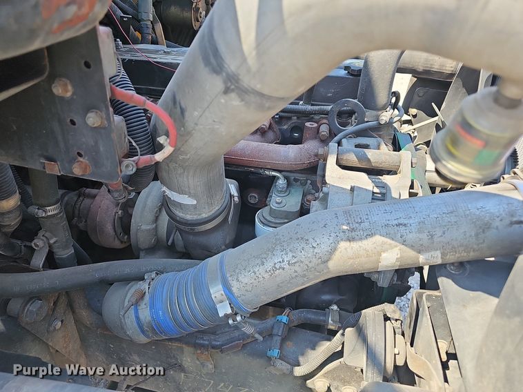 image for item NX9095 2000 Freightliner  school bus