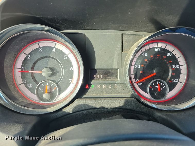 image for item OH9376 2013 Dodge Grand Caravan van