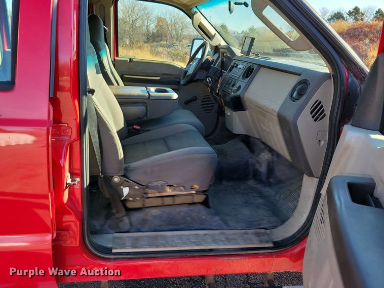 image for item OH9385 2009 Ford F550 Super Duty XL dump truck