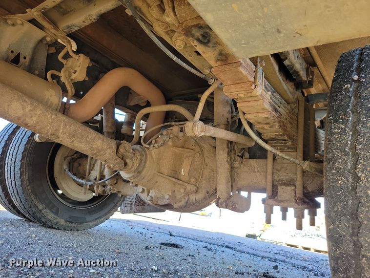 image for item OH9385 2009 Ford F550 Super Duty XL dump truck