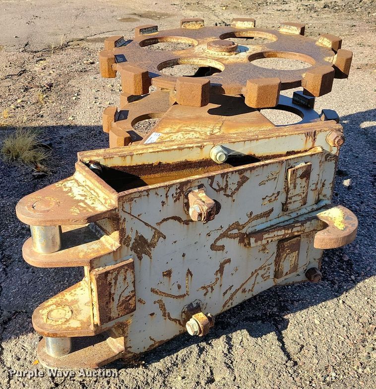 image for item OH9386 Excavator compaction wheel