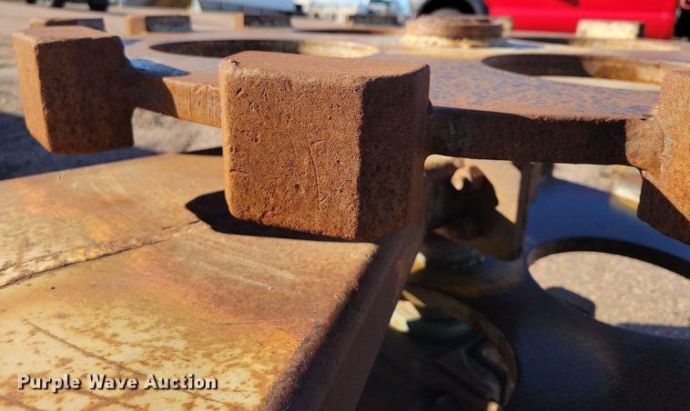 image for item OH9386 Excavator compaction wheel