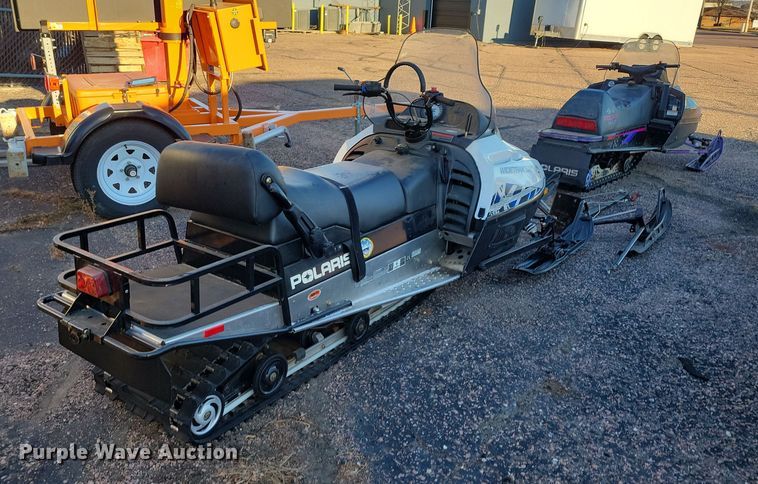 image for item OH9421 (2) snow mobiles