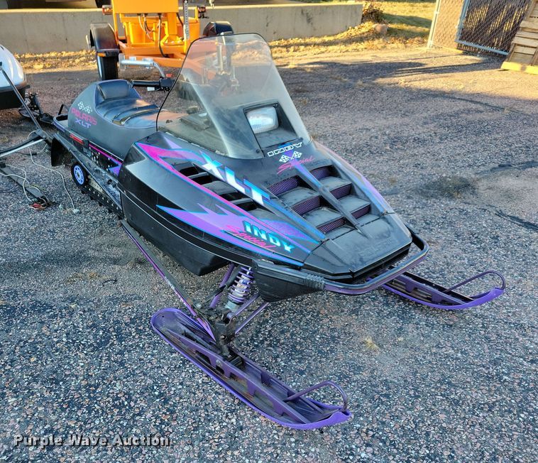 image for item OH9421 (2) snow mobiles