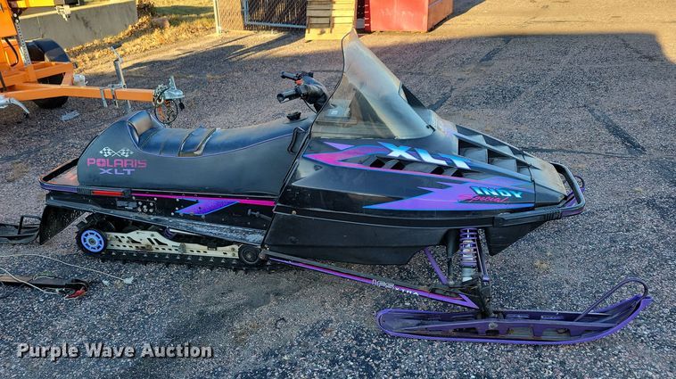 image for item OH9421 (2) snow mobiles