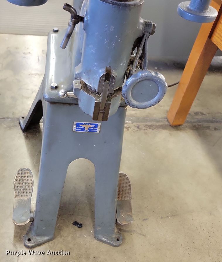 image for item OH9424 (2) Acme-Morrison A wire book stitchers