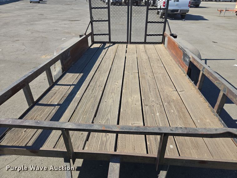 image for item YA0101 1999 Carson utility trailer