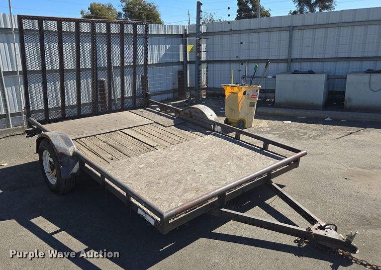 image for item YA0102 2007 Carson utility trailer