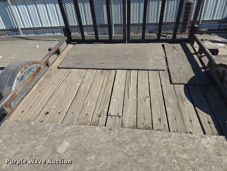 image for item YA0102 2007 Carson utility trailer