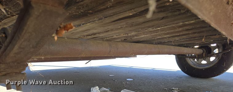 image for item YA0102 2007 Carson utility trailer