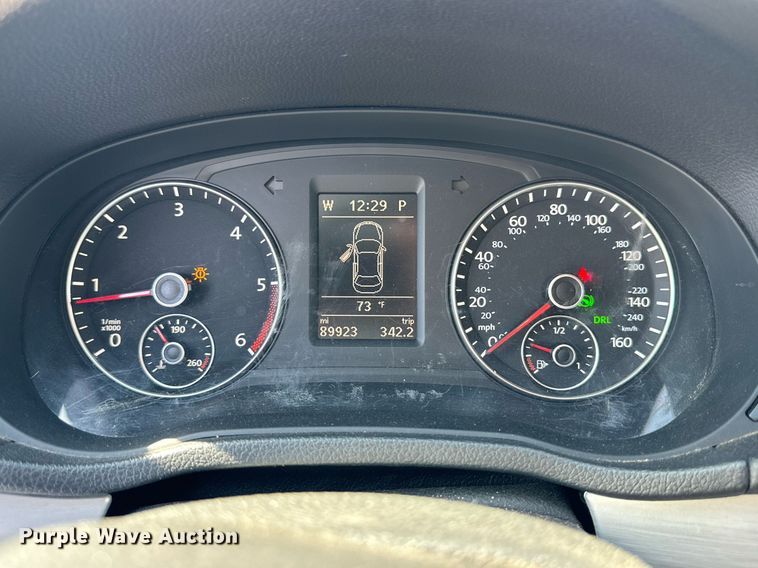 image for item DD3361 2013 Volkswagen  Passat  