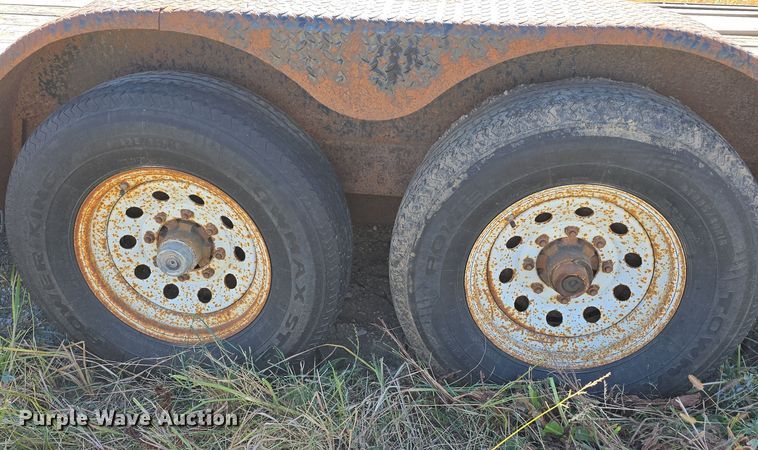 image for item DK0557 2008 Trailerman CTT7416N14 tilt deck equipment trailer