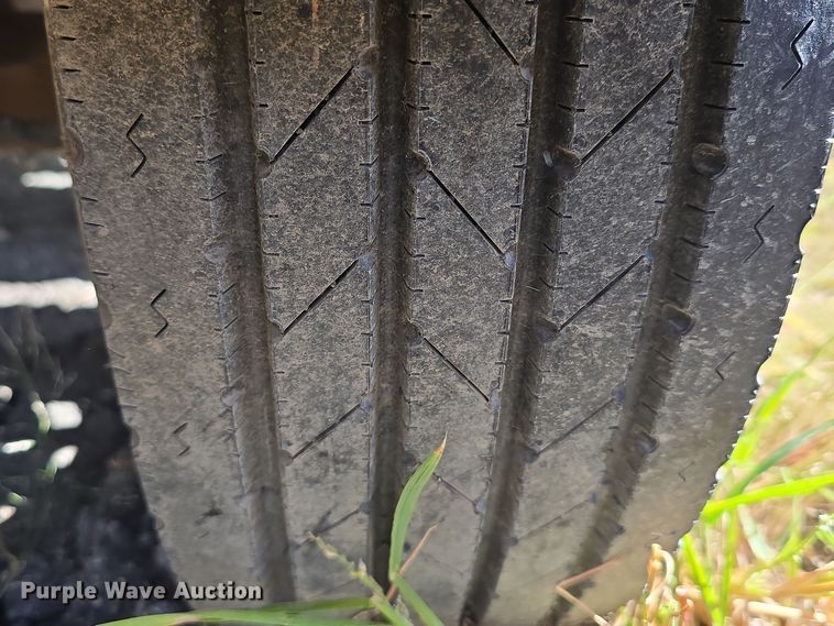 image for item DK0557 2008 Trailerman CTT7416N14 tilt deck equipment trailer