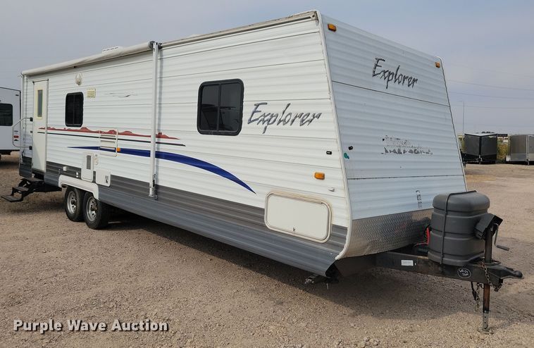 image for item DN3587 2005 Frontier  Explorer M315 camper