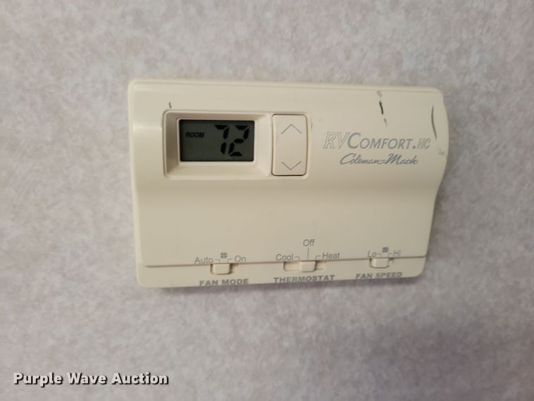 image for item DN3587 2005 Frontier  Explorer M315 camper