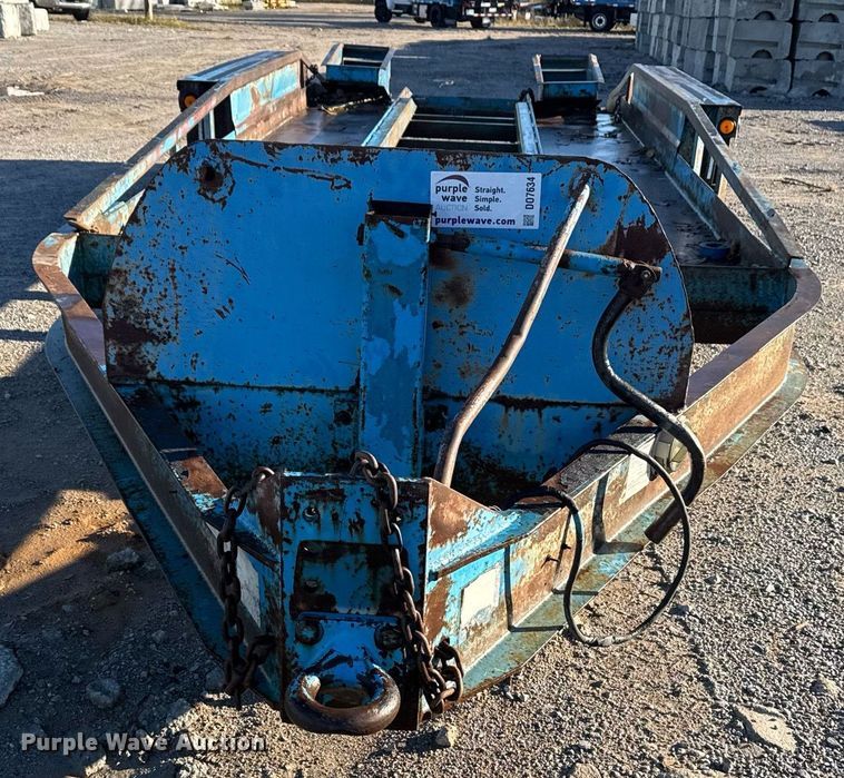 image for item DO7634 2004 Belshe T18 equipment trailer